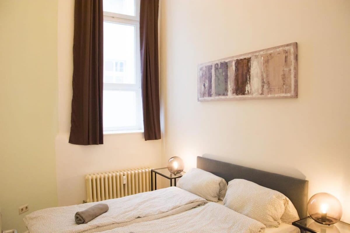 Family Apartment Moabit Berlin Eksteriør bilde